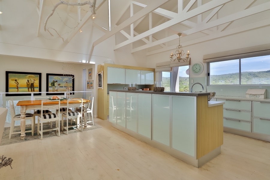 4 Bedroom Property for Sale in Stilbaai Oos Western Cape